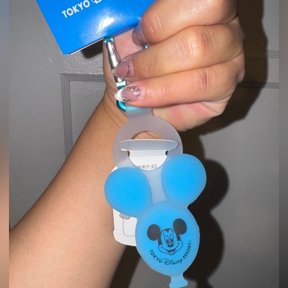 Tokyo Disneyland Bottle Keychain holder